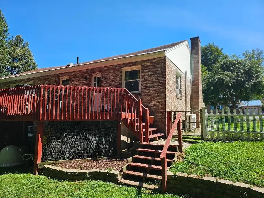 13 Acer Heights Road, Claremont, NH 03743 - #3