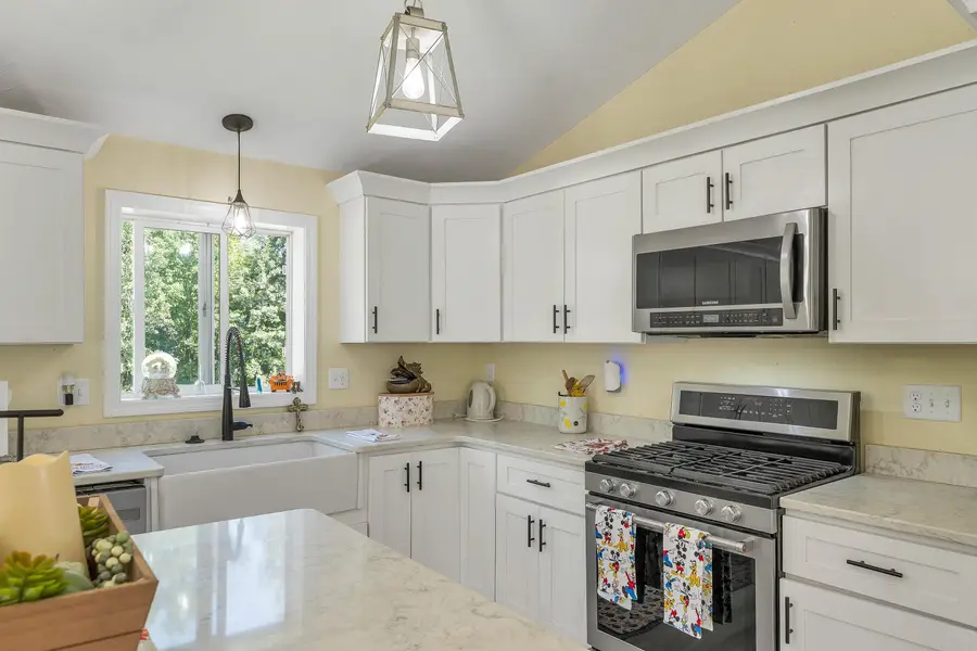 20 Adam Drive, Hudson, NH 03051 - #2