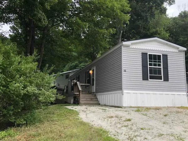 10 Monroe Avenue, Allenstown, NH 03275