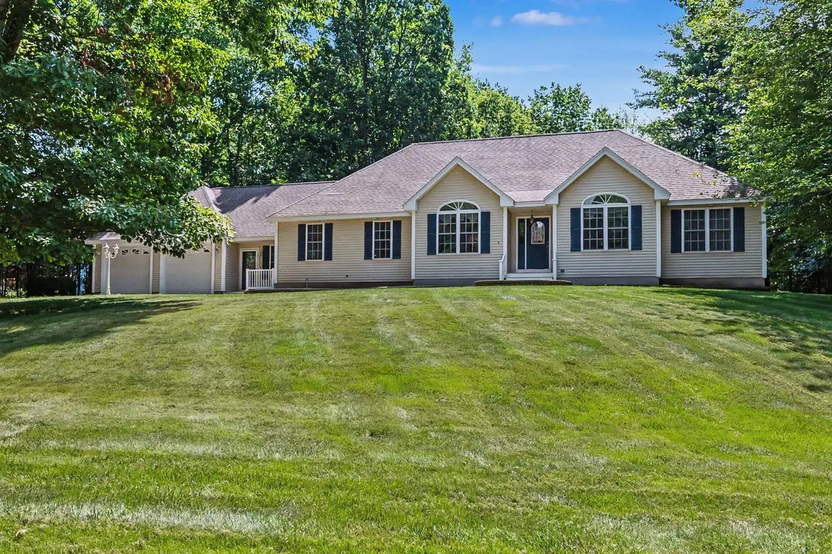 5 Cardinal Circle, Derry, NH 03038 - #1