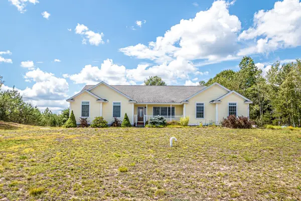 92 Village Valley Drive, Wakefield, NH 03830