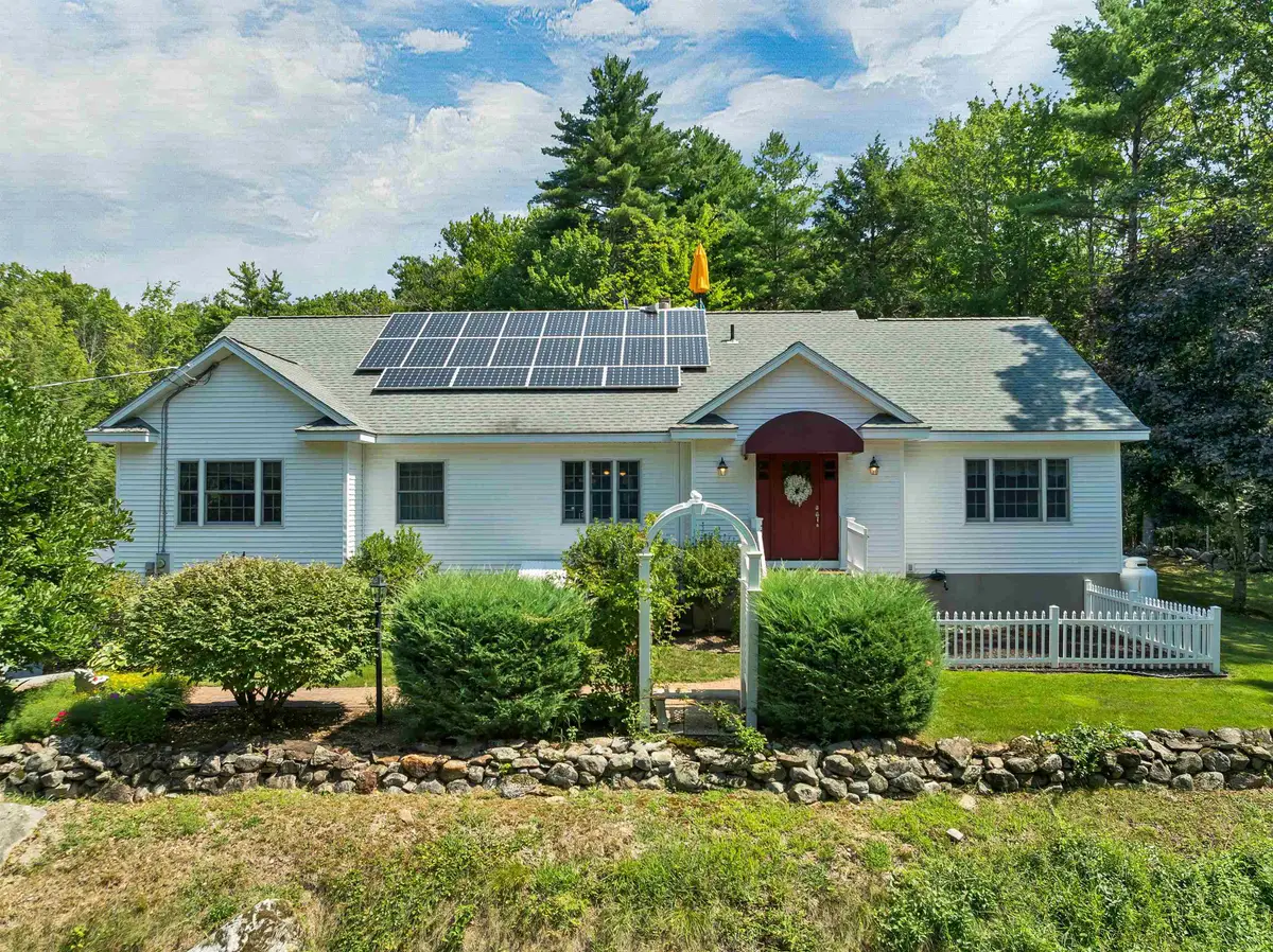 143 Middle Road, Tuftonboro, NH 03816 - #1