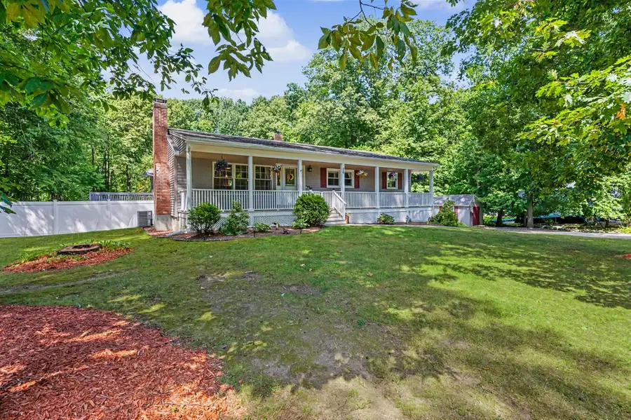 26 Hawthorne Drive, Atkinson, NH 03811 - #2
