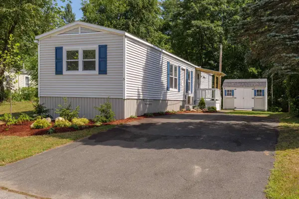 5 Christian Street, Danville, NH 03819