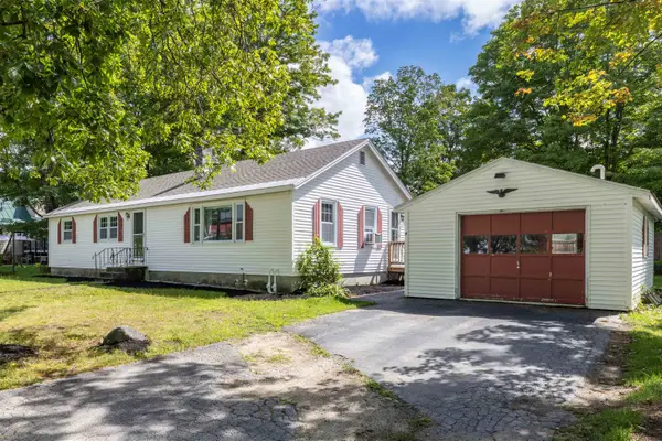 8 Cilley Lane, Bradford, NH 03221