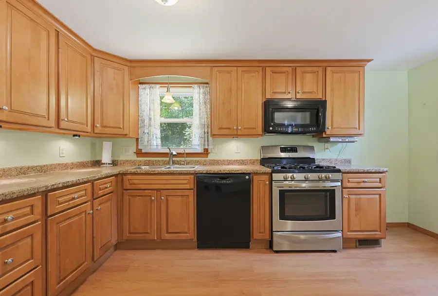 38 Waterville Drive, Merrimack, NH 03054 - #2