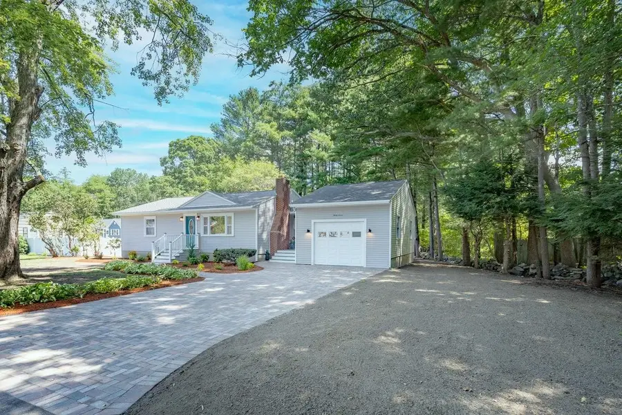 37 Iris Avenue, Salem, NH 03079 - #2