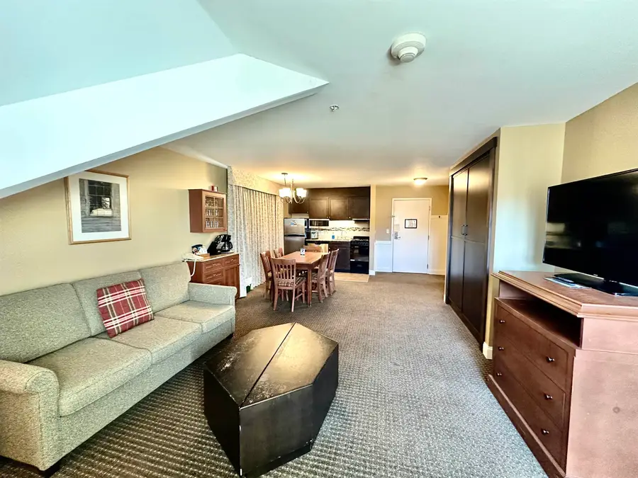 302 Qtr 2 Grand Summit Way, Dover, VT 05356 - #3
