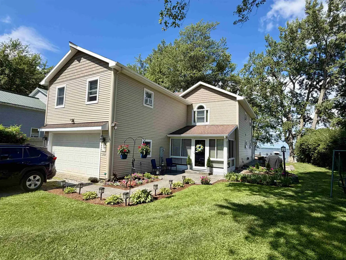 208 Sandy Cove Road, Saint Albans, VT 05478 - #1
