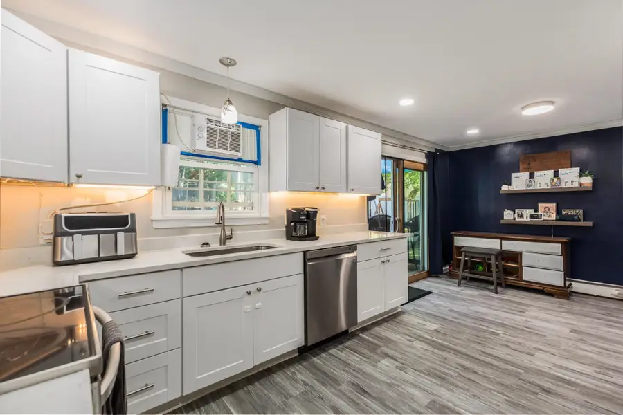 10 Howe Street, Rochester, NH 03867 - #2