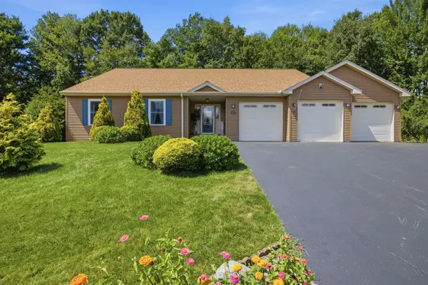 77 Linny Lane, Laconia, NH 03246