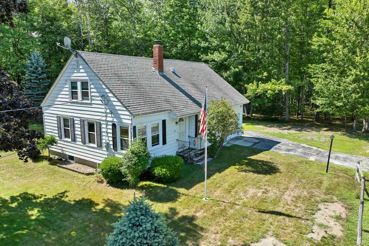 44 Waumbeck Road, Wolfeboro, NH 03894 - #1