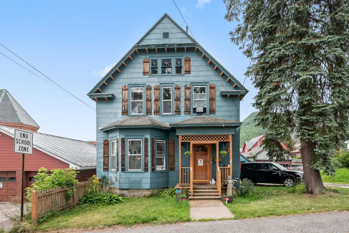 181 Willard Street, Berlin, NH 03570 - #1