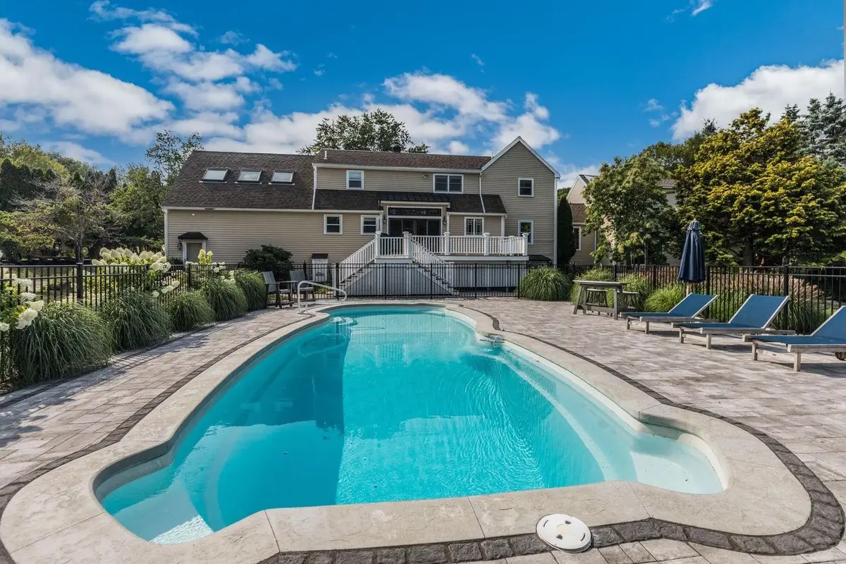 4 Long Hill Rd Road, Stratham, NH 03885 - #1
