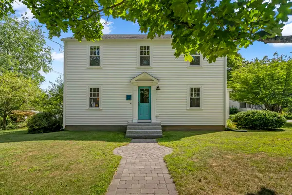22 Forest Street, Exeter, NH 03833