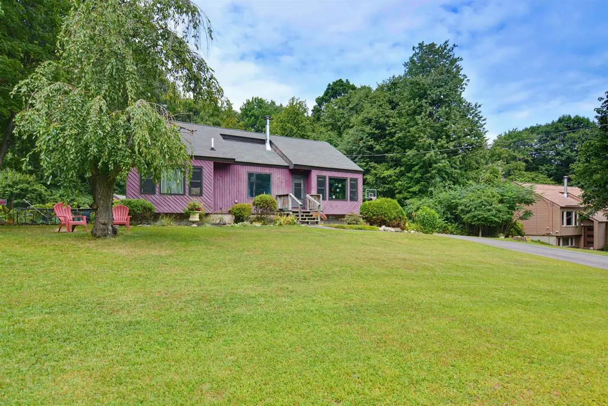 33 Redfield Circle, Derry, NH 03038 - #1