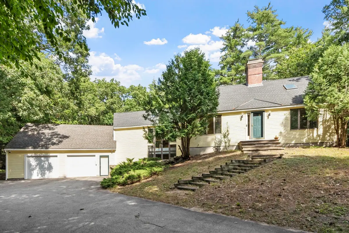 40 Cleveland Hill Road, Brookline, NH 03303 - #1