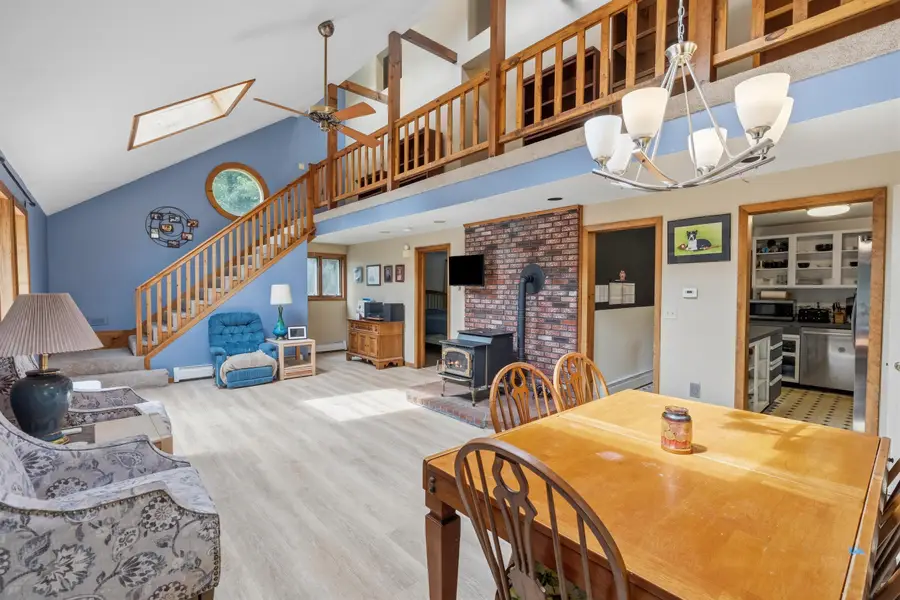 19 Pine Hollow Drive, Londonderry, NH 03053 - #3