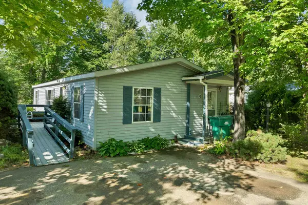 20 Lilac Lane, Belmont, NH 03220