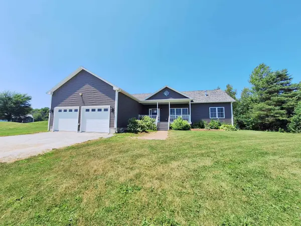 68 Firefly Lane, St. Albans Town, VT 05478