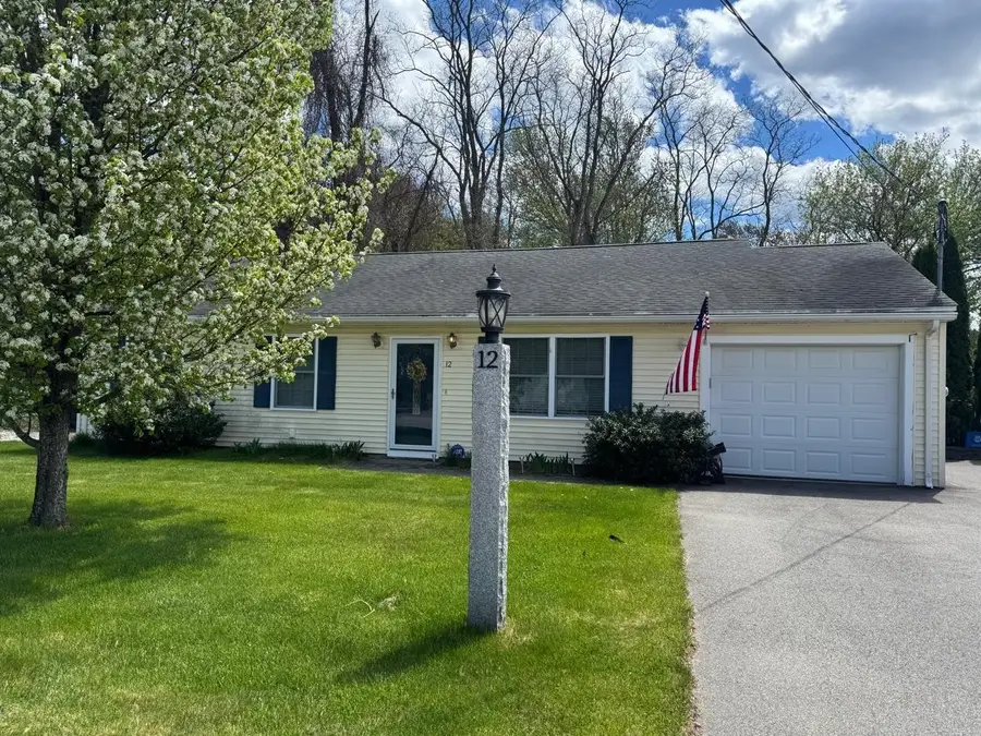 12 Adams Avenue, Seabrook, NH 03874 - #2