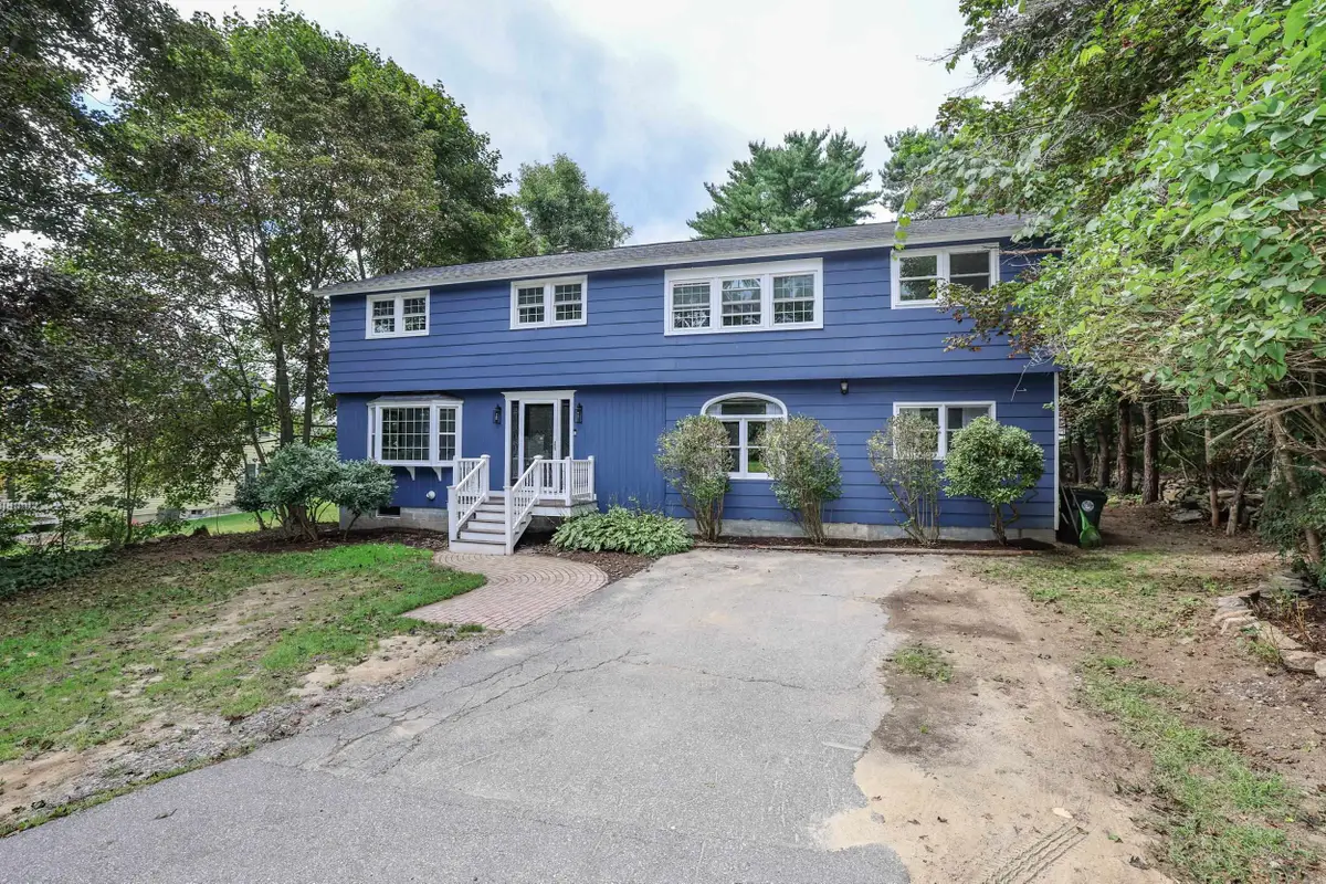 28 Swan Avenue, Bedford, NH 03110 - #1