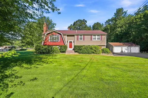 18 Westside Drive, Atkinson, NH 03811