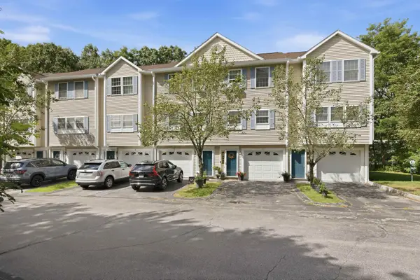 1029 S. Mammoth Road #32, Manchester, NH 03109