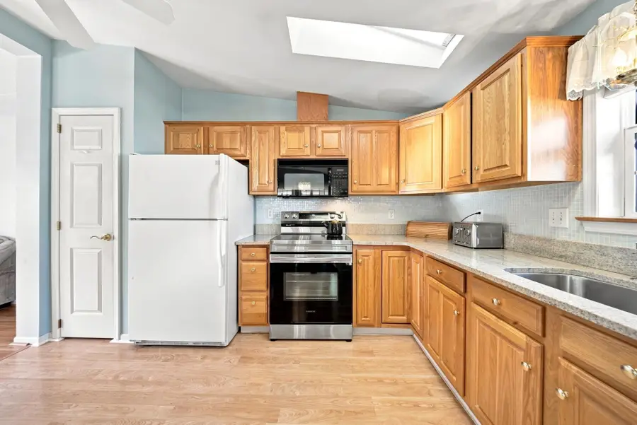 116 Ledgewood Drive, Hampstead, NH 03841 - #2