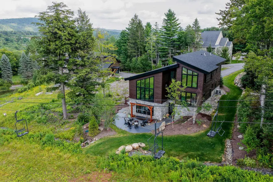 21 Sundance Village Loop, Dover, VT 05356 - #3