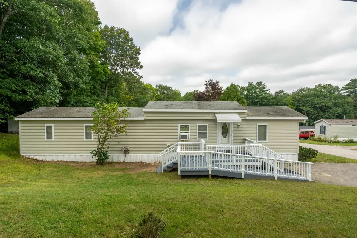 2 Knights Court, Raymond, NH 03077 - #1