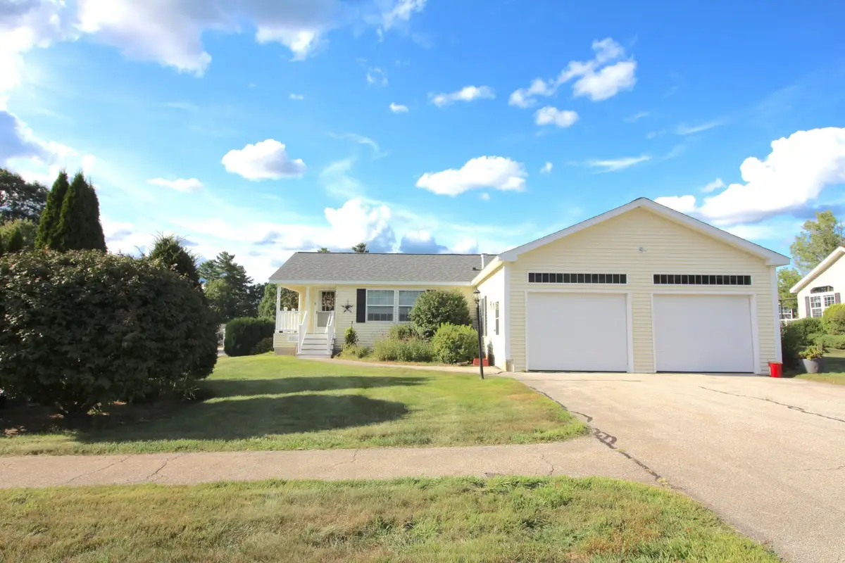 2 Loggers Lane, Sandown, NH 03873 - #1
