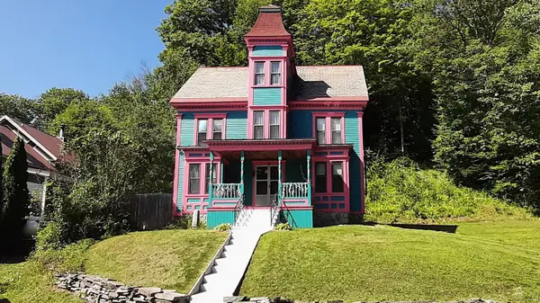 21 Tapper Street, Ludlow, VT 05149