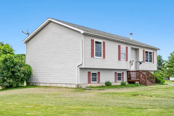 3337 Lakeview Drive, North Hero, VT 05474