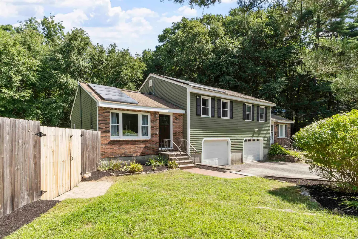 34 Hemlock Circle #A, Sandown, NH 03873 - #1