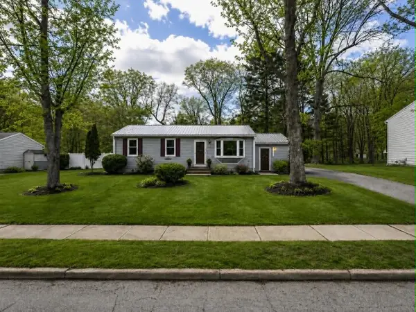 274 Red Oak Drive, Colchester, VT 05446