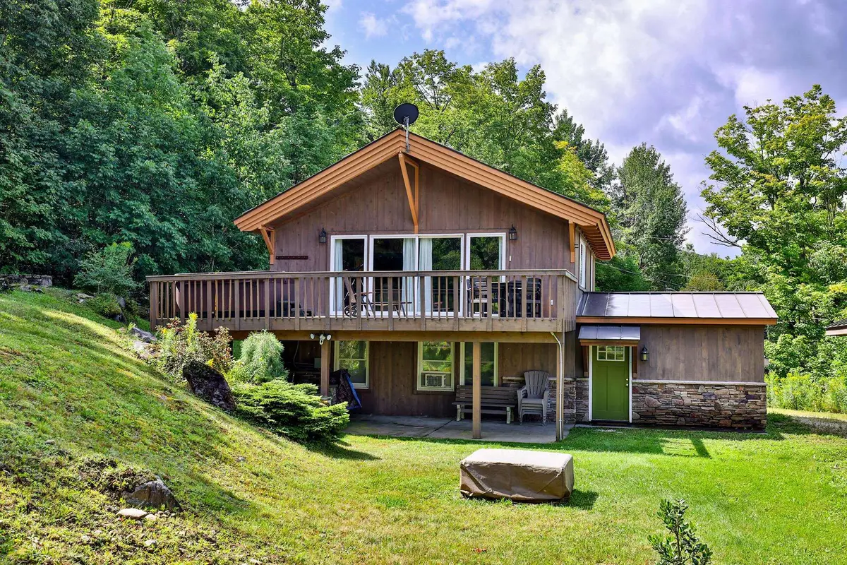 105 Upper Round Top Extension, Plymouth, VT 05056 - #1