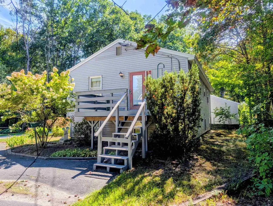 33 Chestnut Street, Claremont, NH 03743 - #3