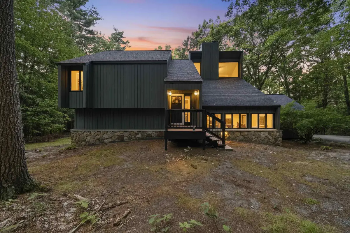26 Old Manchester Road, Amherst, NH 03031 - #1