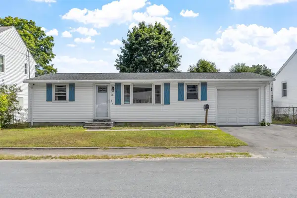 28 Houde Street, Nashua, NH 03060