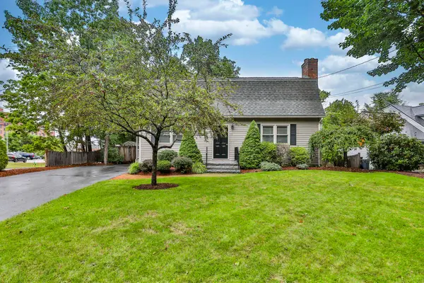 35 Smyth Lane, Manchester, NH 03104