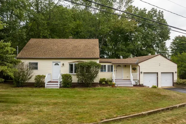 54 Spruce Lane, Dover, NH 03820