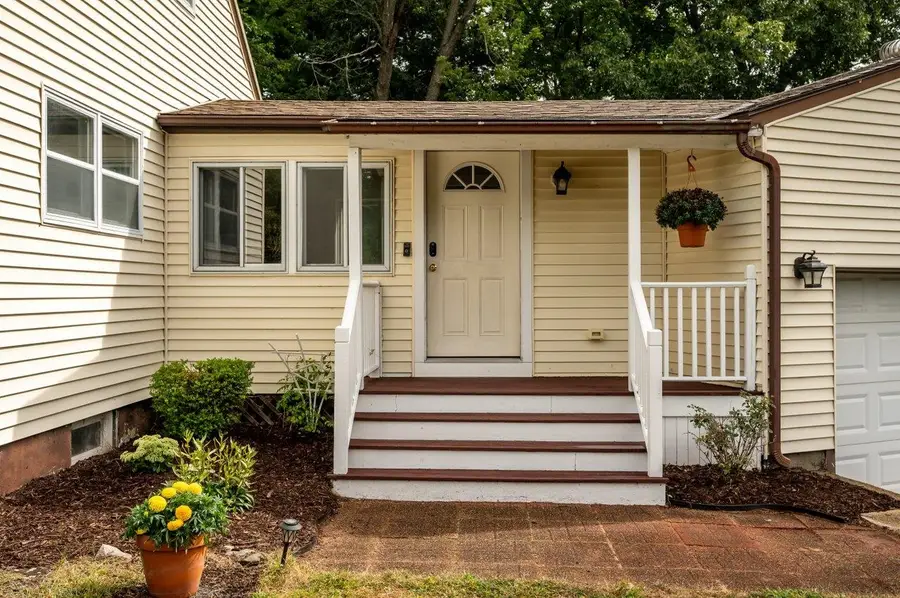 54 Spruce Lane, Dover, NH 03820 - #2