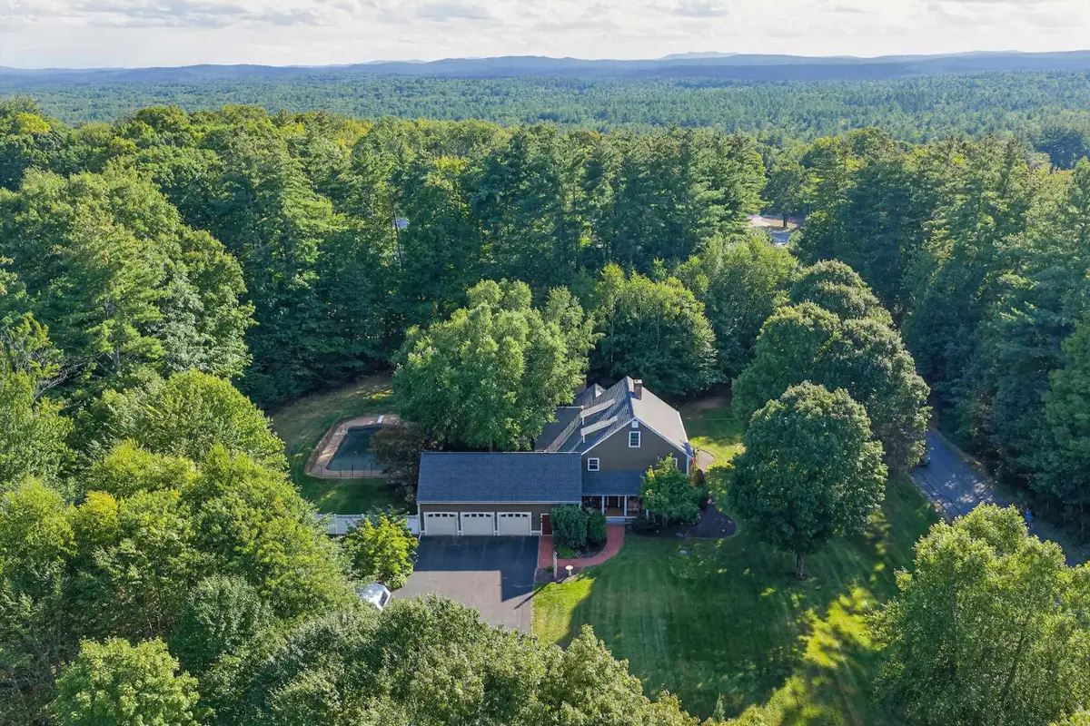 62 Elizabeth Lane, Hopkinton, NH 03229 - #1