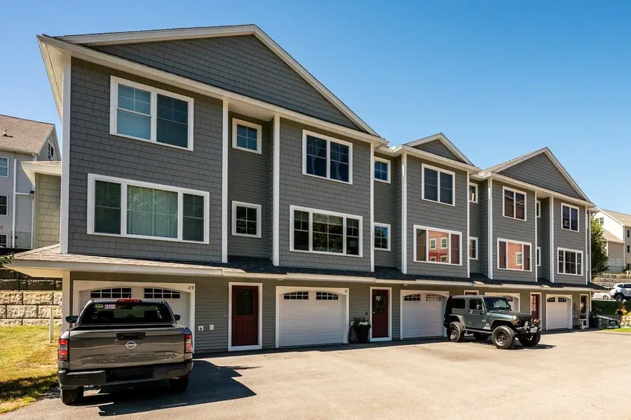 27 Fownes Mill Court #17, Rochester, NH 03867 - #2