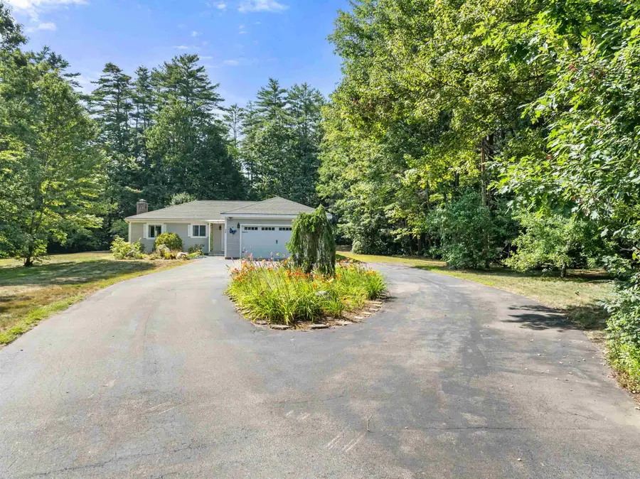 10 Town House Road, New Hampton, NH 03256 - #3