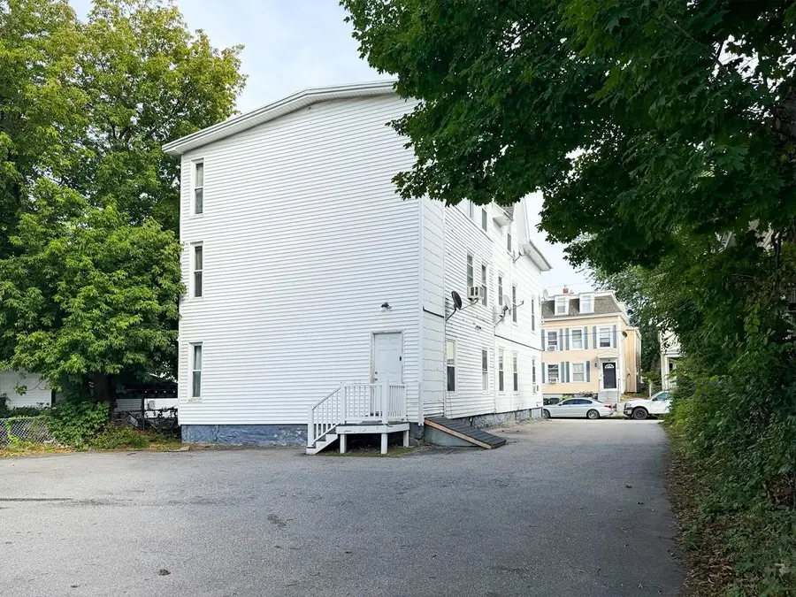 18 South Street, Manchester, NH 03104 - #3