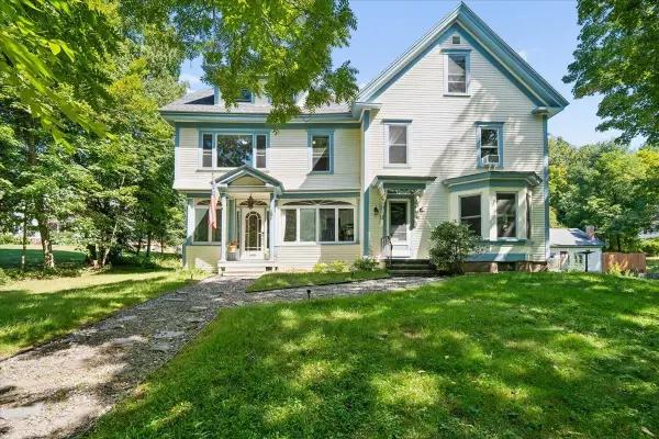 150 view Street, Franklin, NH 03235