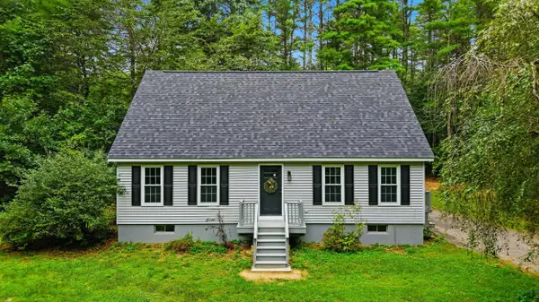 7 James Henry Drive, Barrington, NH 03825
