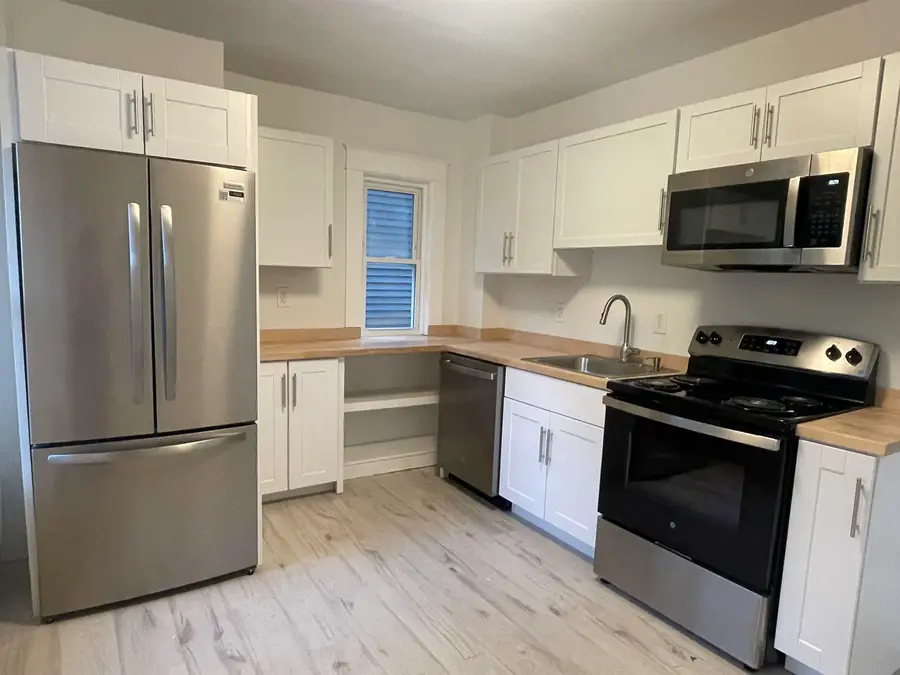 81 Gilford Avenue, Laconia, NH 03246 - #3